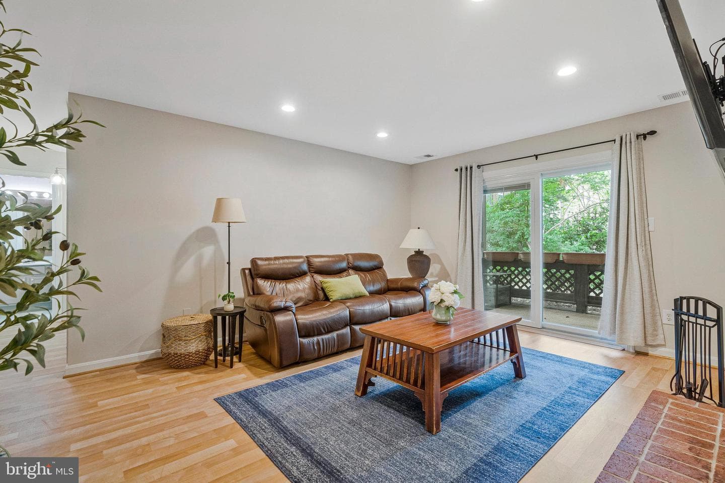 10006 Oakton Terrace Road photo 18