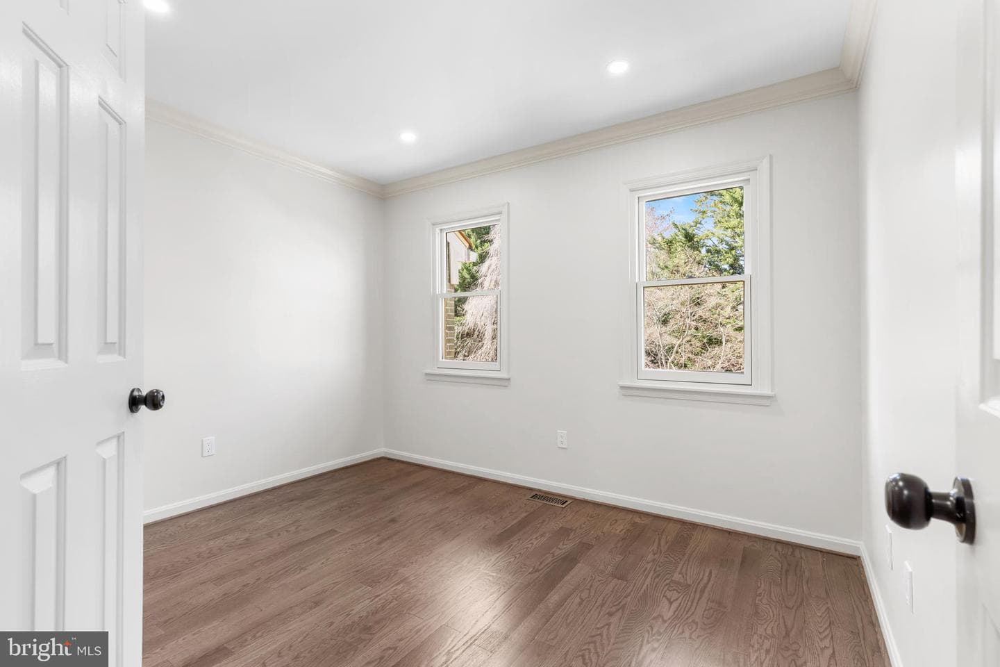 6661 Madison McLean photo 20