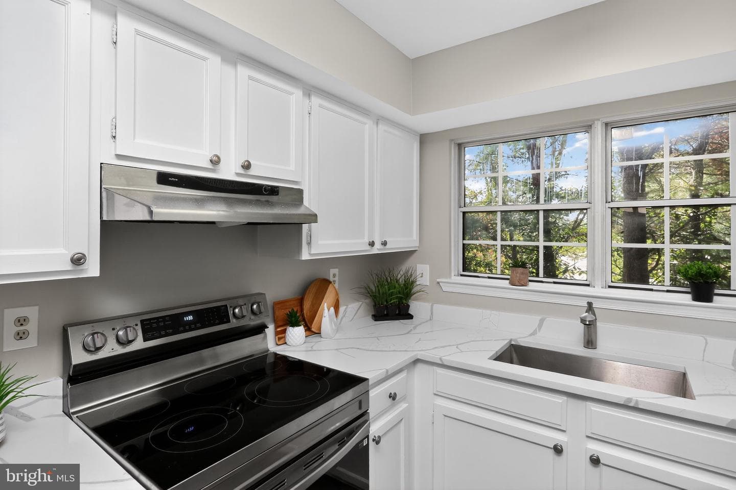 7743 Inversham Drive #197 photo 8