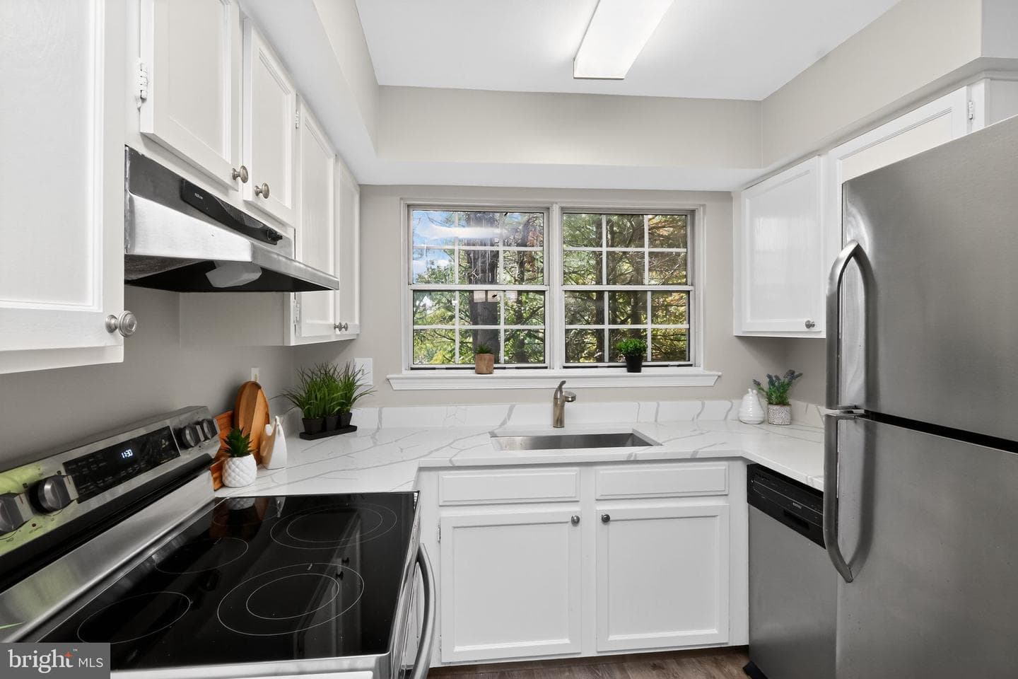 7743 Inversham Drive #197 photo 9