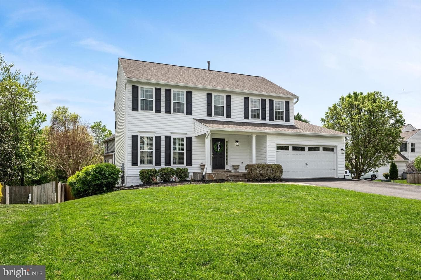 6919 Sharpsburg Drive photo 4
