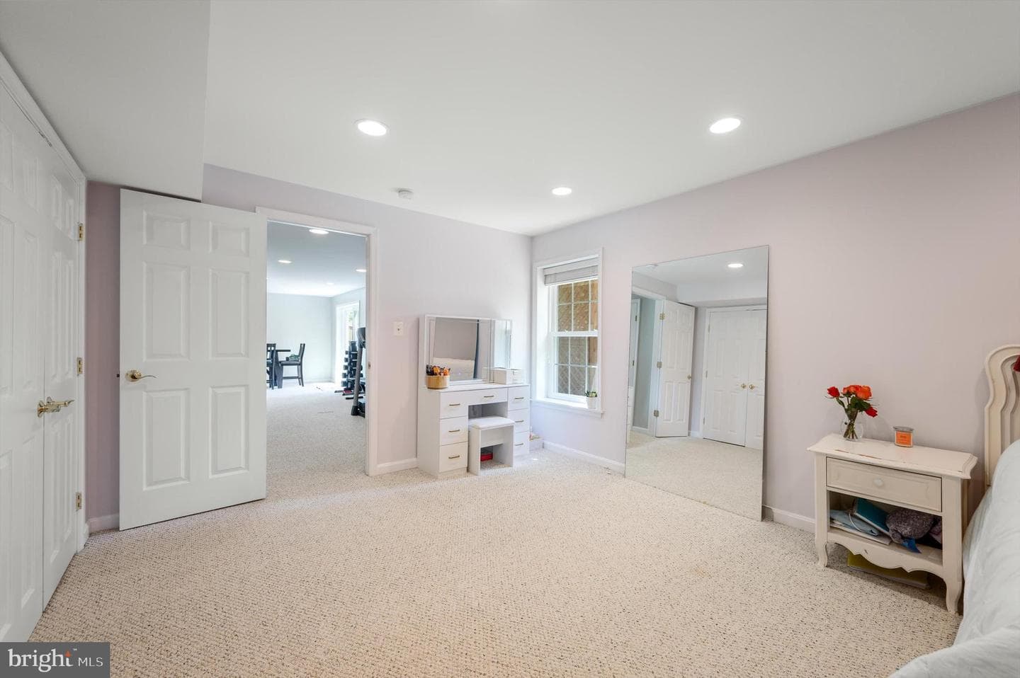 6919 Sharpsburg Drive photo 44