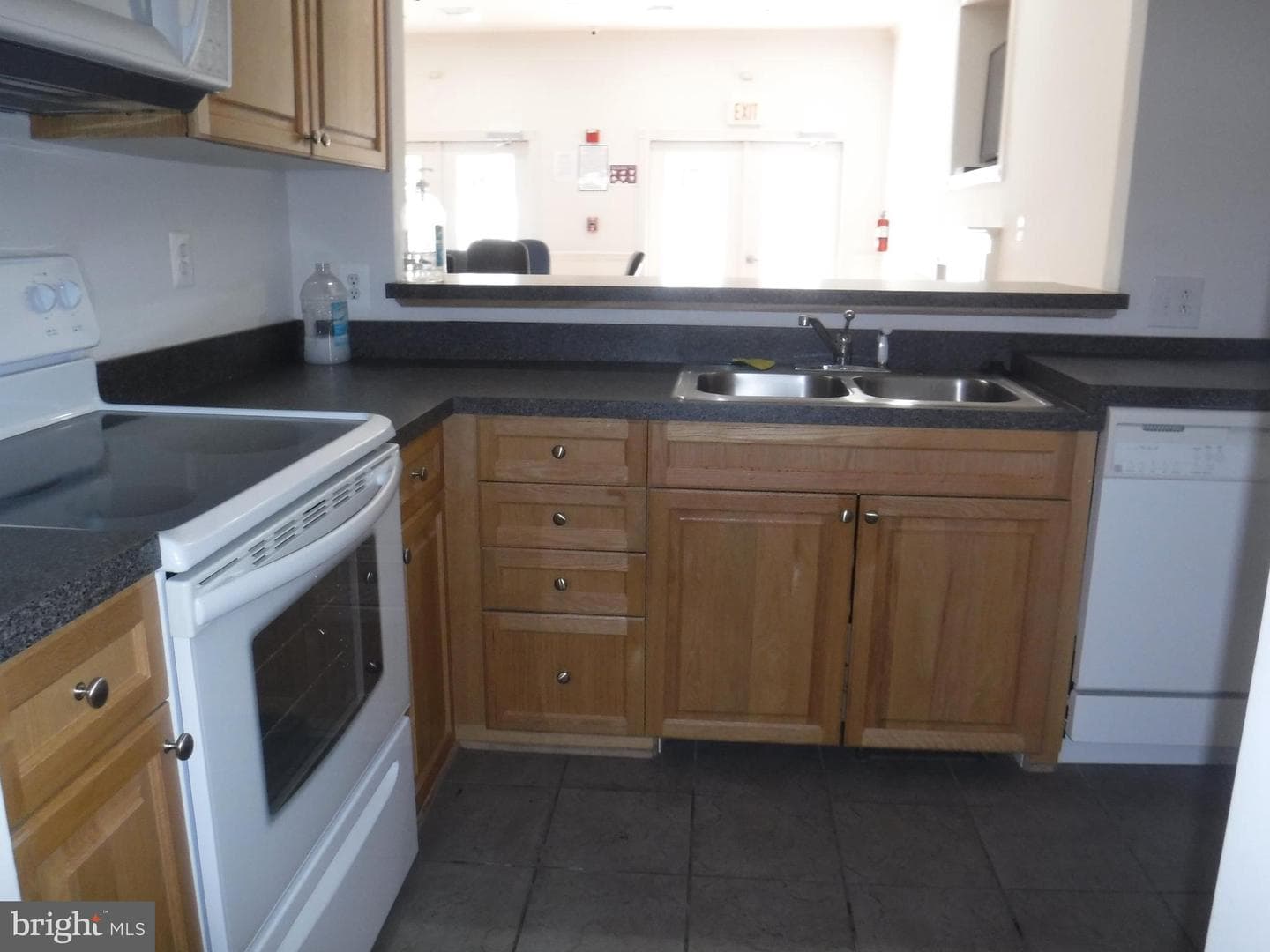 2665 Manhattan Place #02/303 photo 28