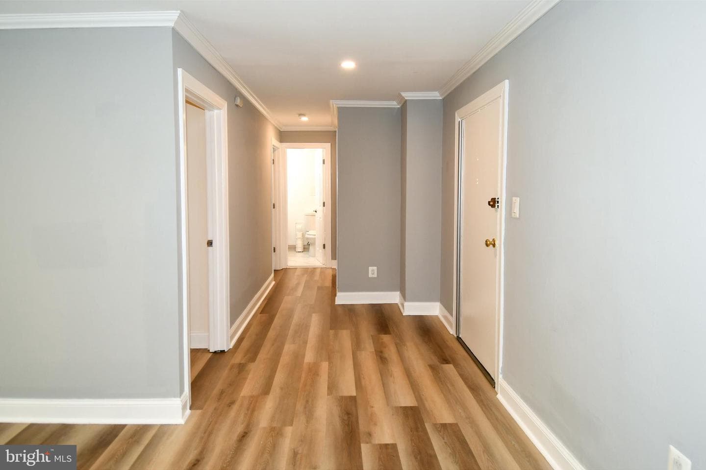 6137 Leesburg Pike #101 photo 22