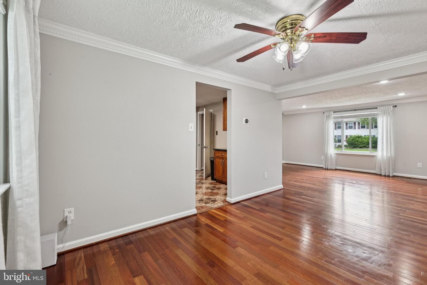 7112 Bonniemill Lane photo 10