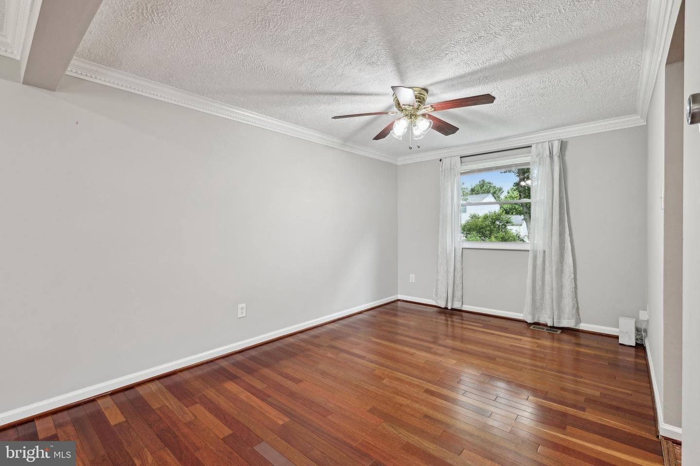 7112 Bonniemill Lane photo 11