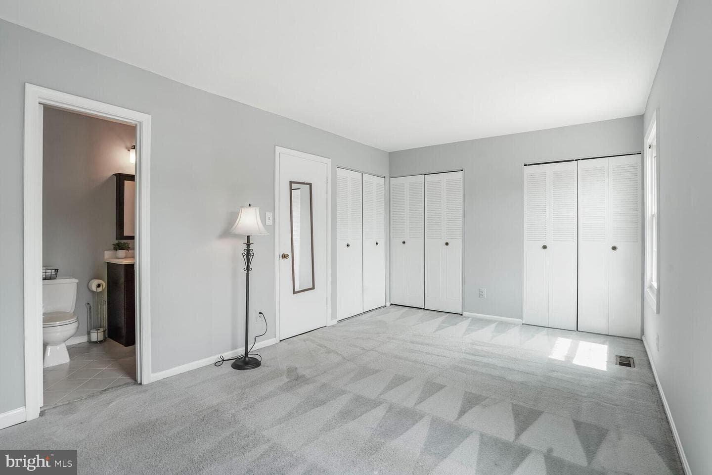 6033 Sweet Dale Court photo 14