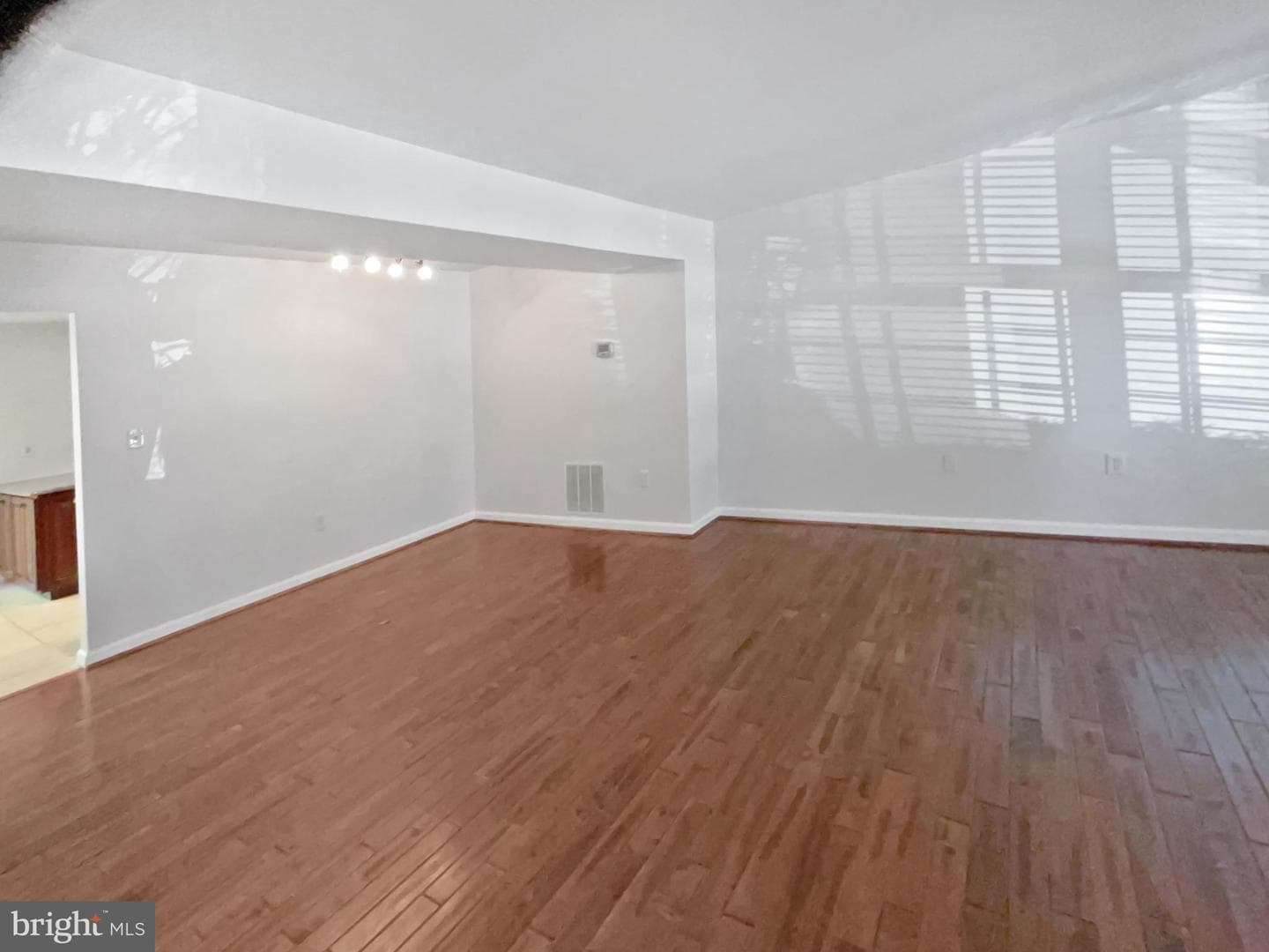 9611 Masterworks Drive photo 15