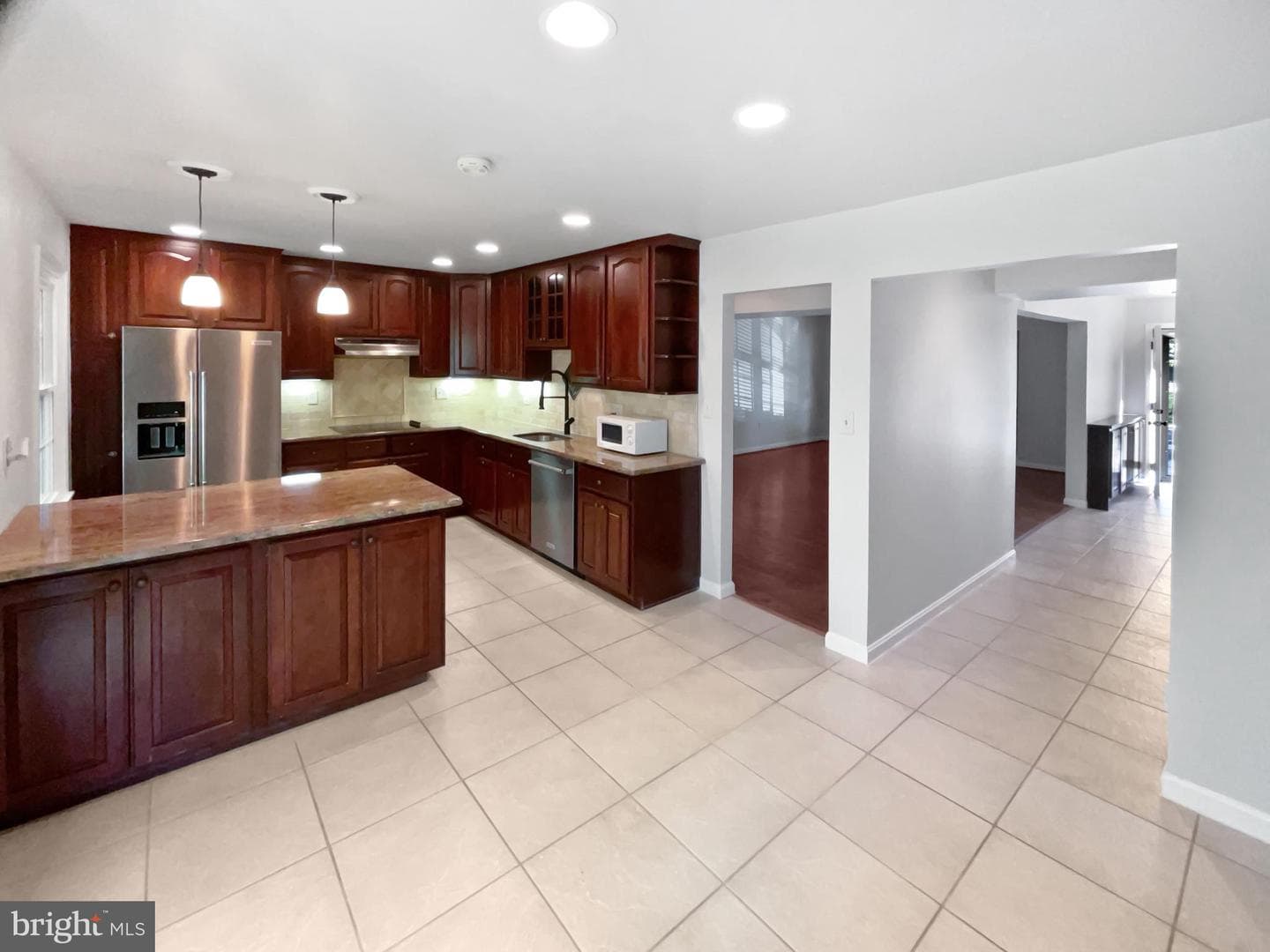 9611 Masterworks Drive photo 5