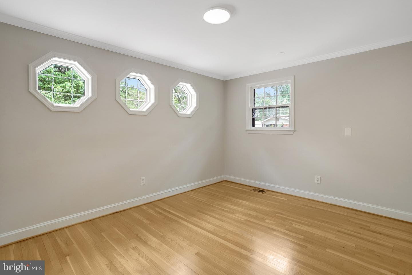 4605 Millburn Court photo 31