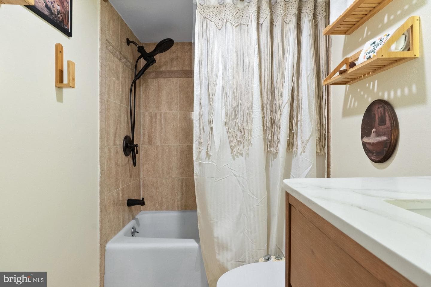 7651 Tremayne Place #207 photo 23