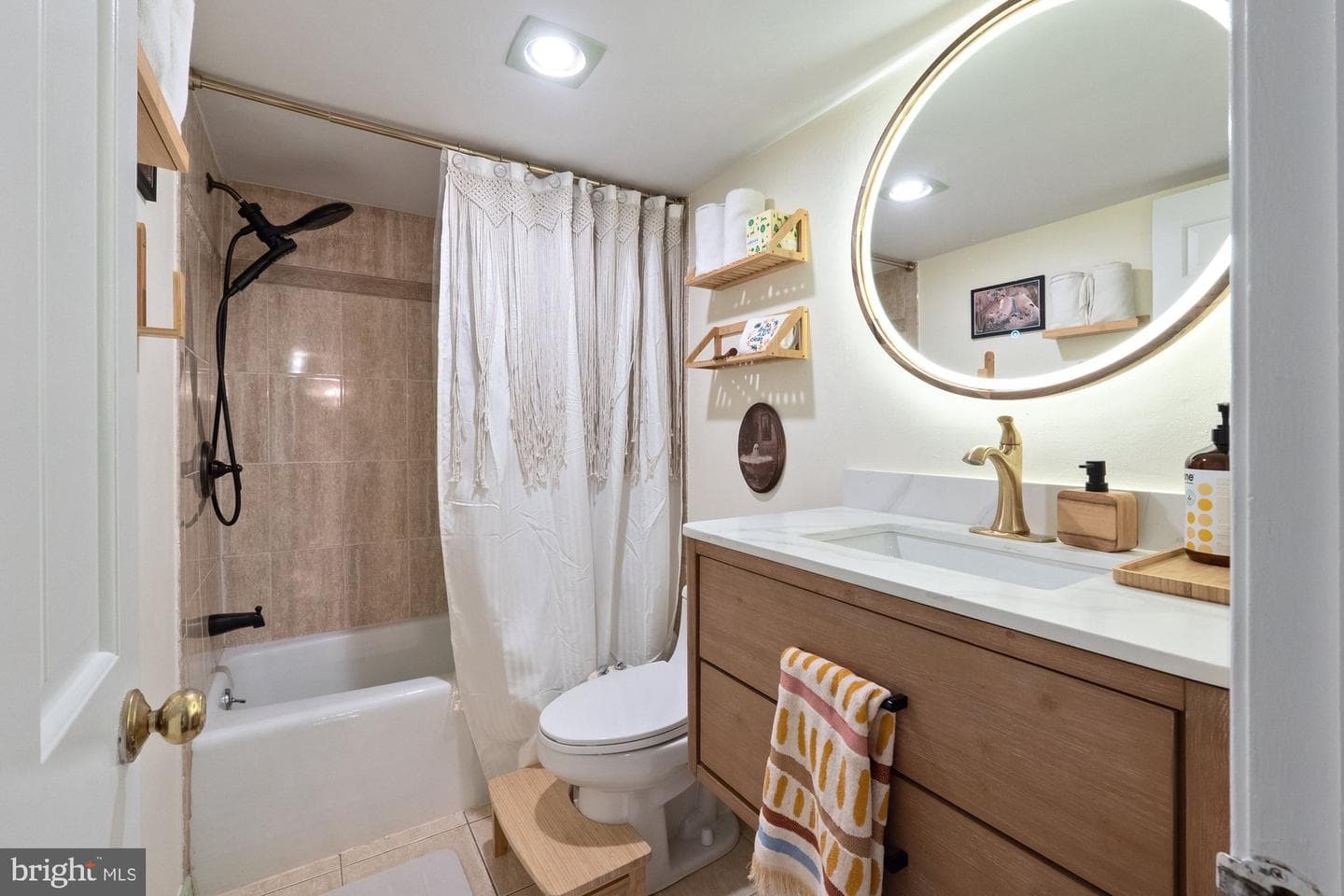 7651 Tremayne Place #207 photo 5