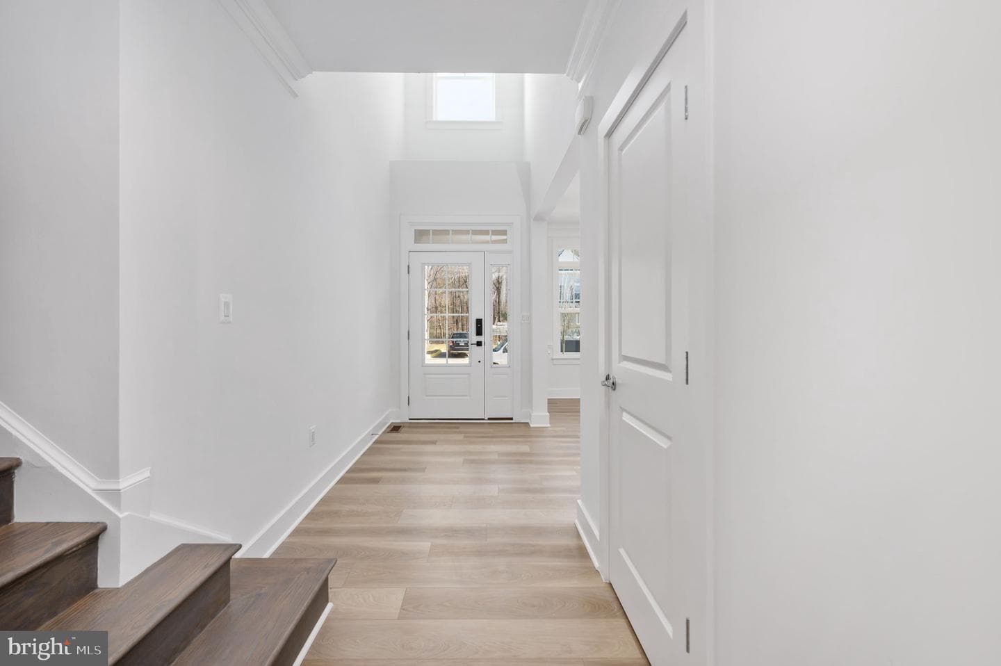 8757 Southern Oaks Place photo 2