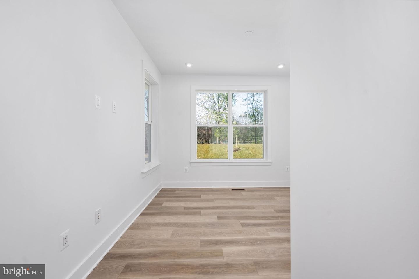 8757 Southern Oaks Place photo 35
