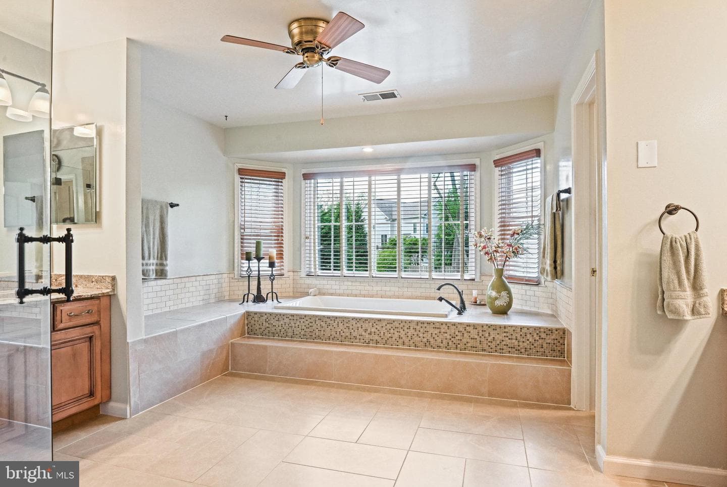 431 West Court NW photo 48