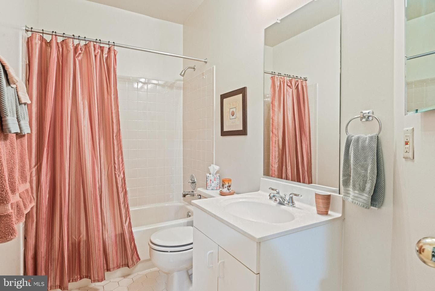 431 West Court NW photo 57