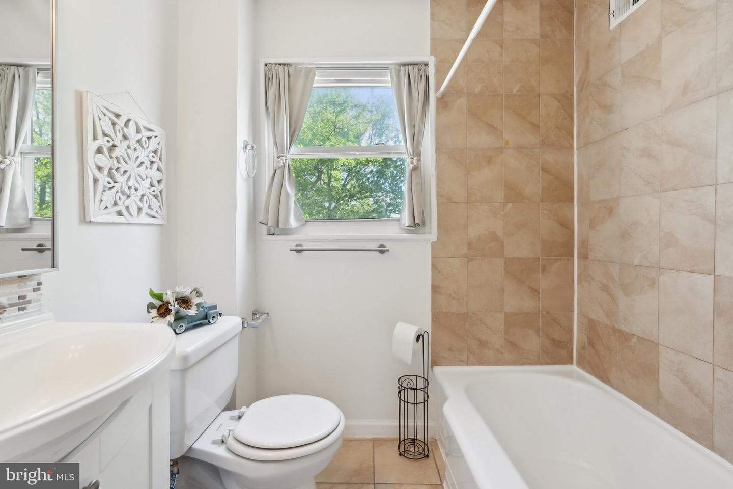 2304 Riverview Terrace photo 29