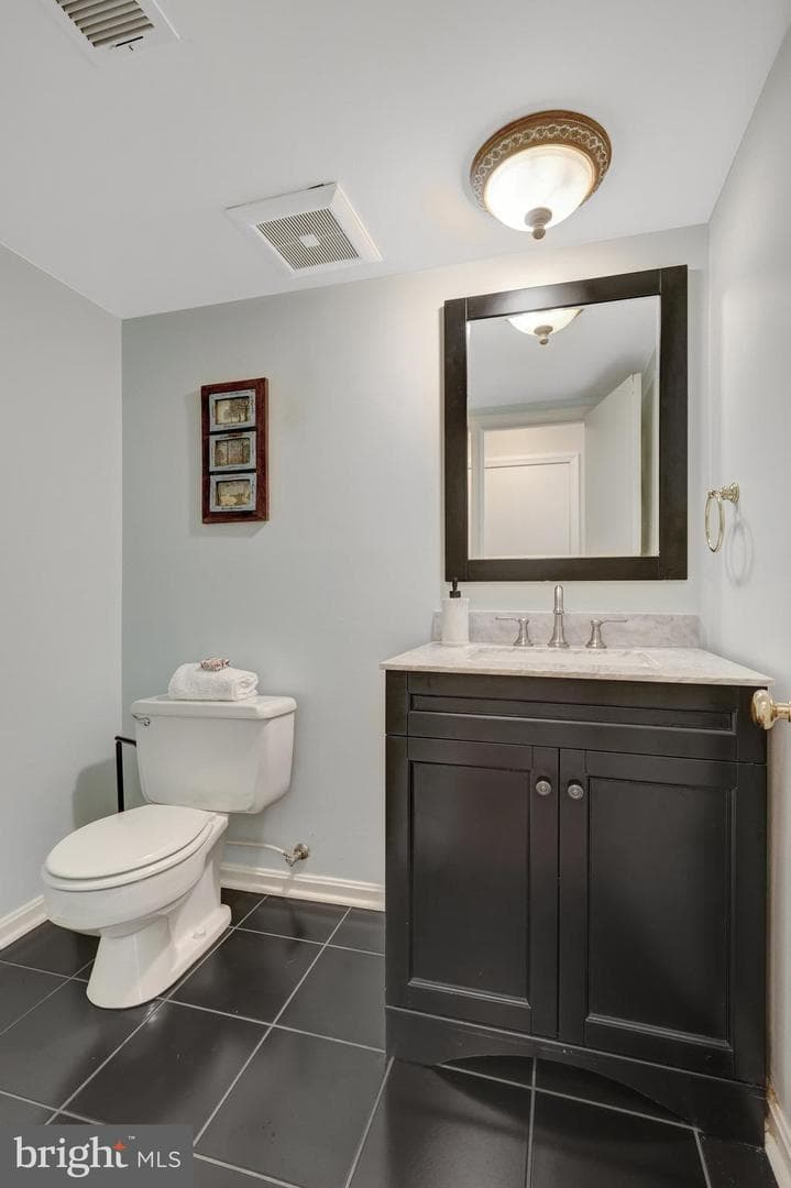 4303 S Valiant Court photo 27