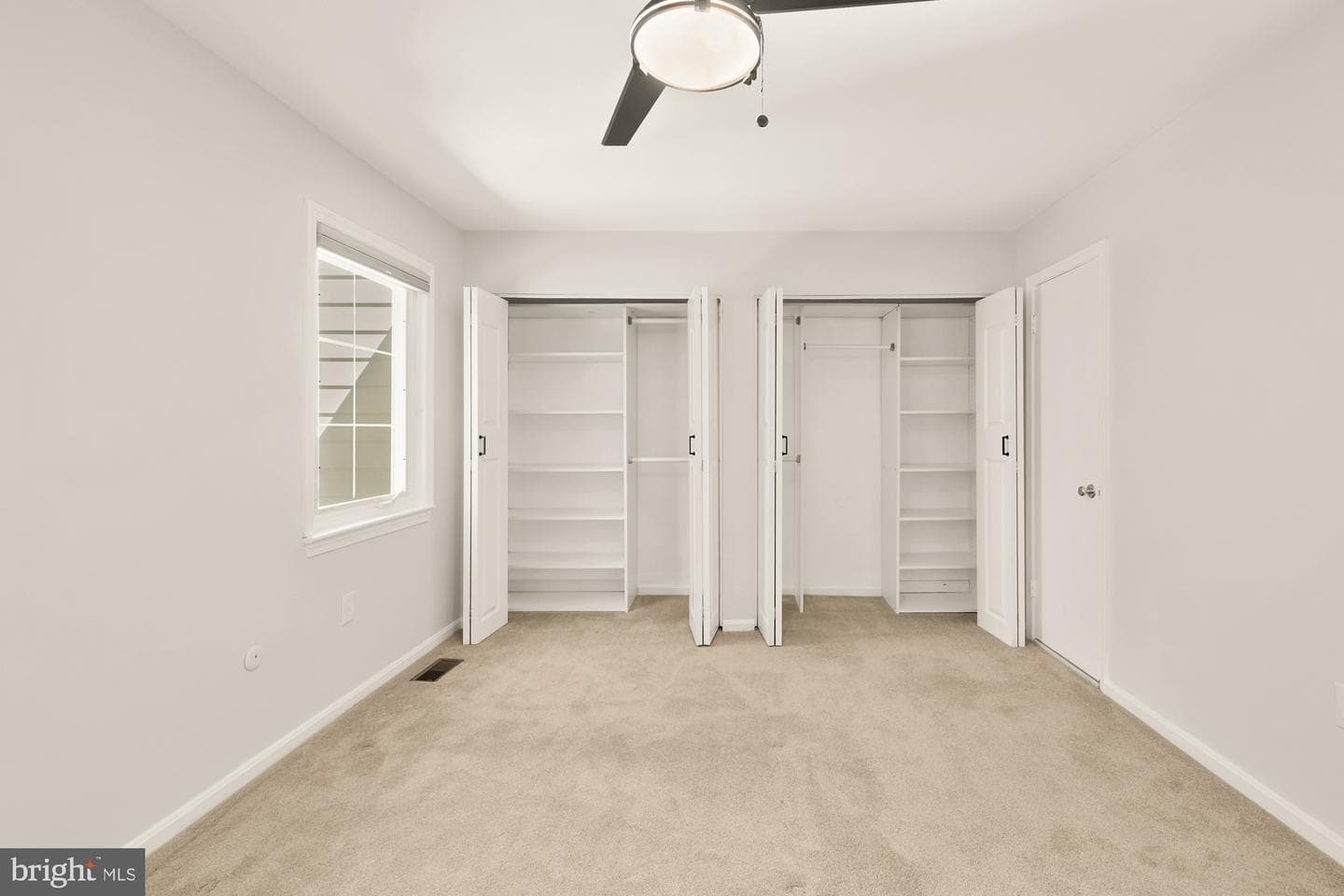 9965 Hemlock Woods Lane photo 16