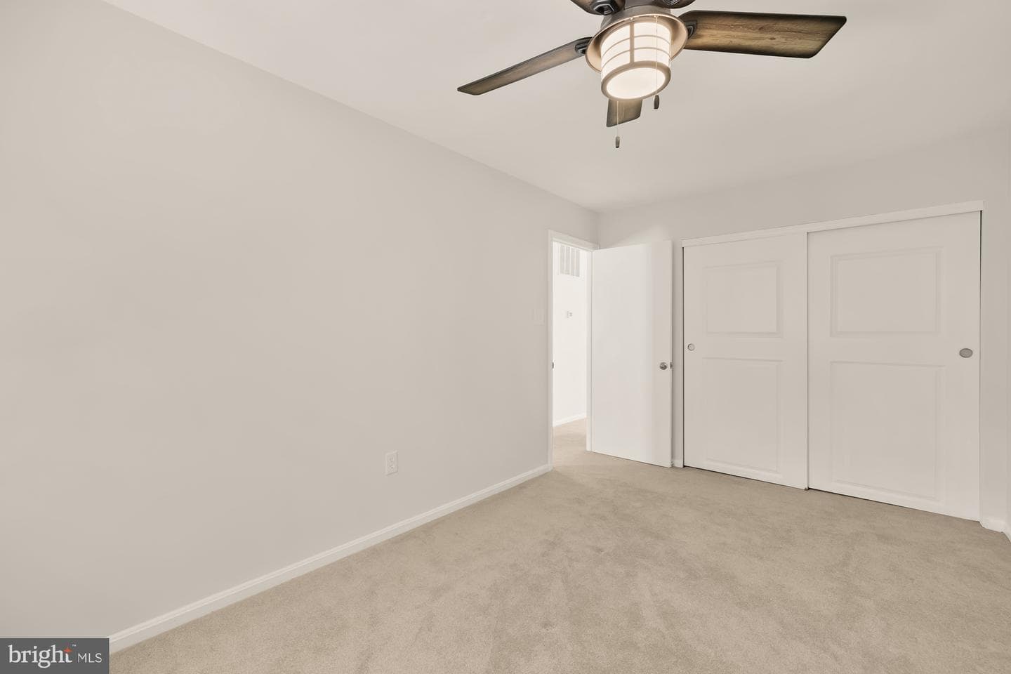 9965 Hemlock Woods Lane photo 19