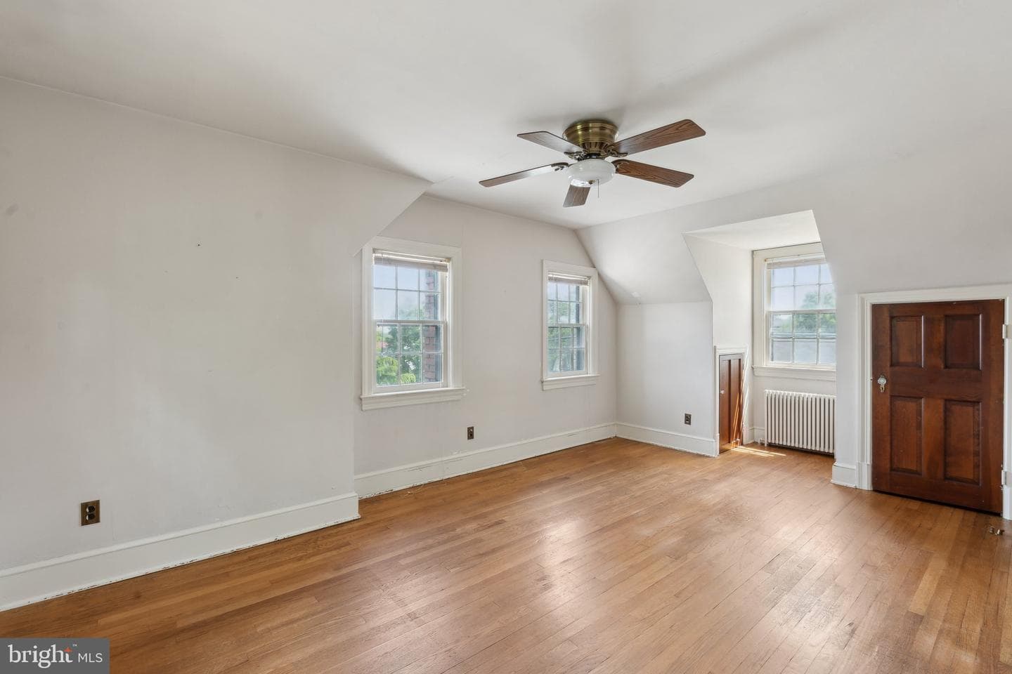 2900 Franklin Street photo 12