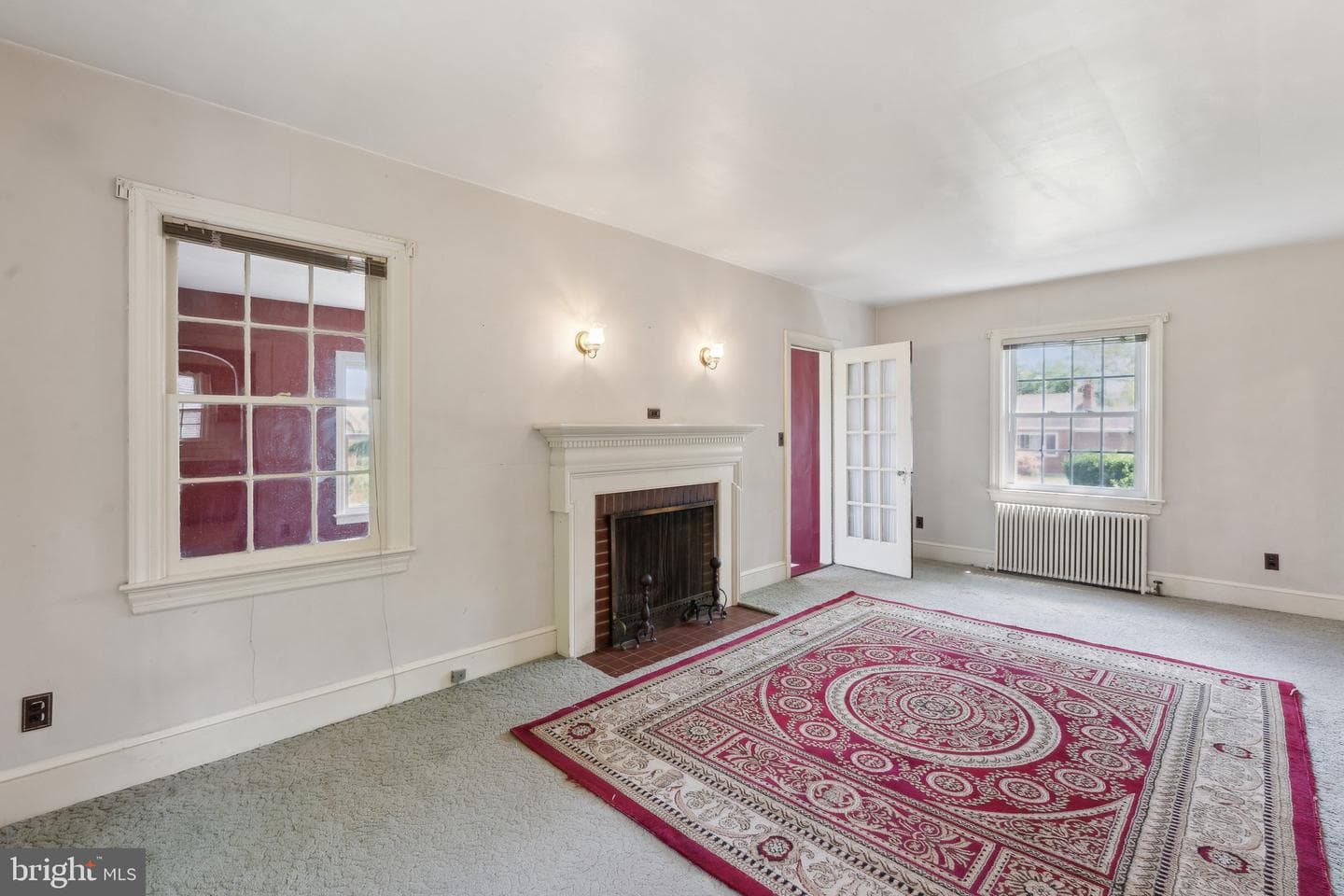 2900 Franklin Street photo 3