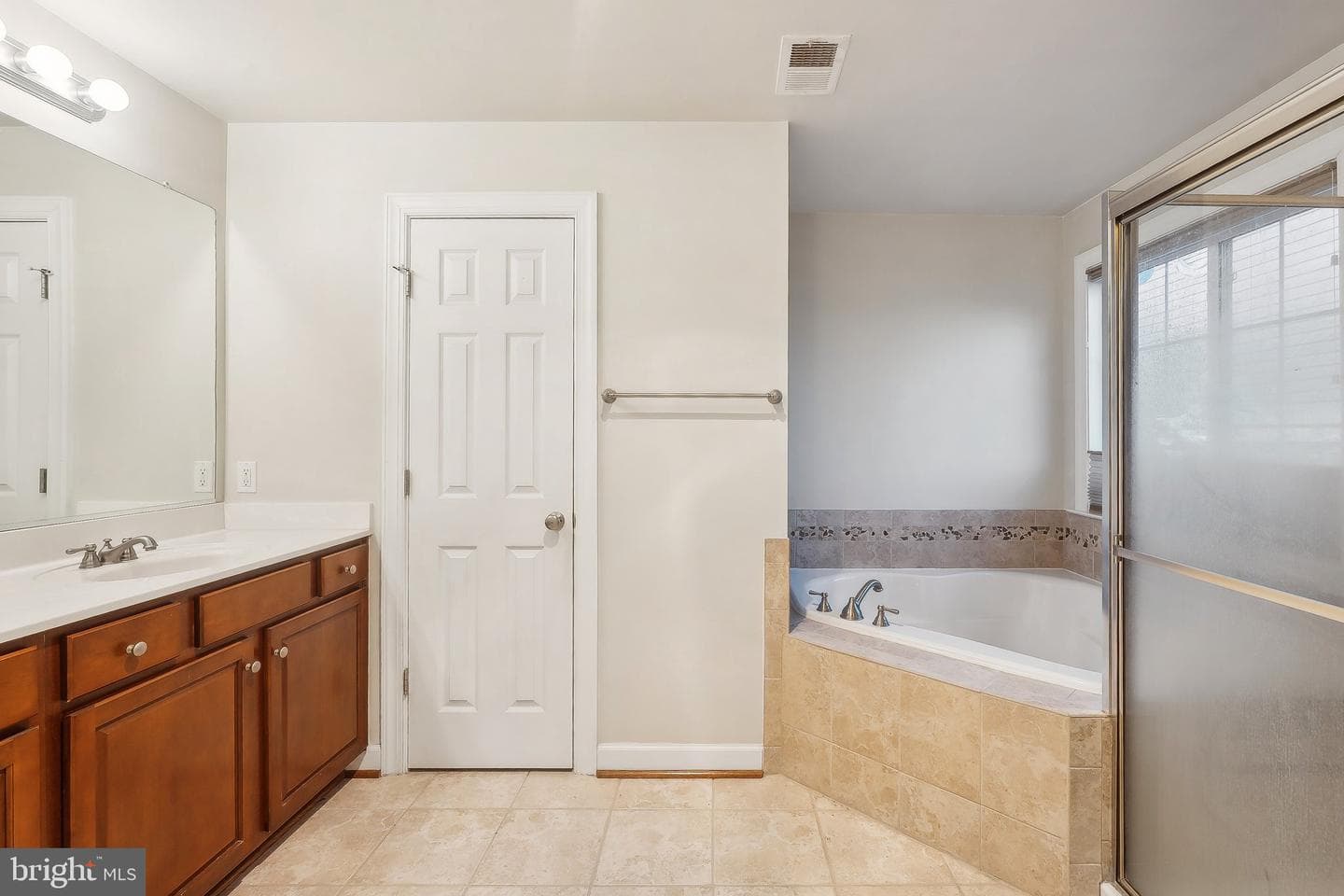 13660 Venturi Lane #216 photo 18