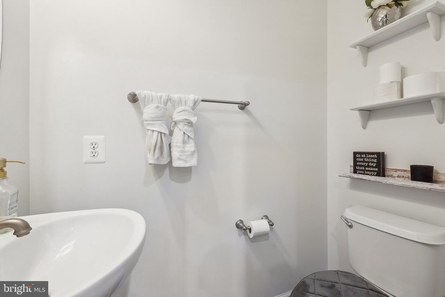 13660 Venturi Lane #216 photo 5