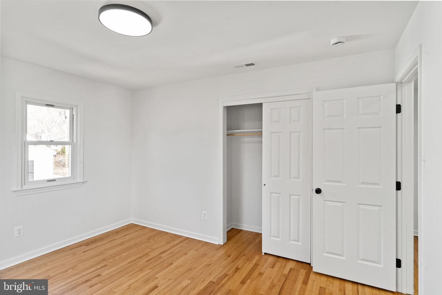 913 Dewolfe Drive photo 29