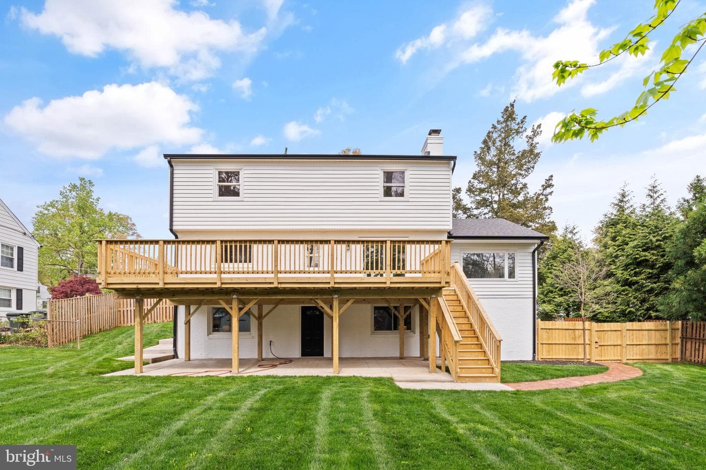 913 Dewolfe Drive photo 45