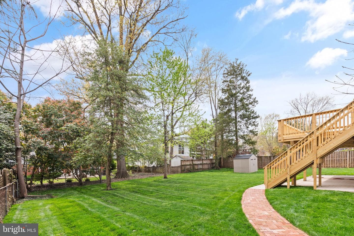 913 Dewolfe Drive photo 46
