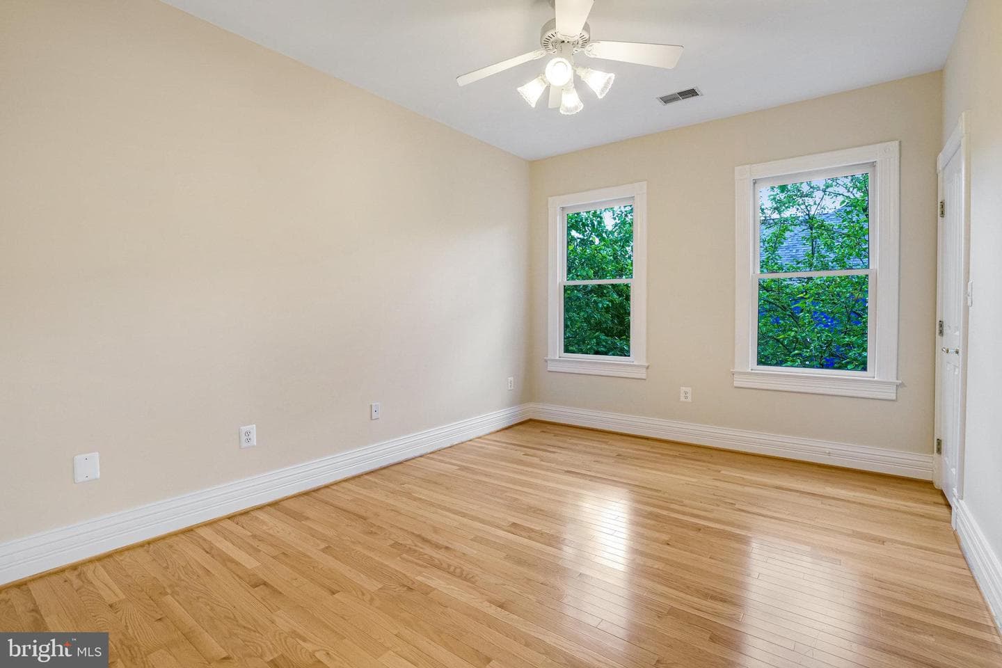 2317 Chestnut Hill Avenue photo 26