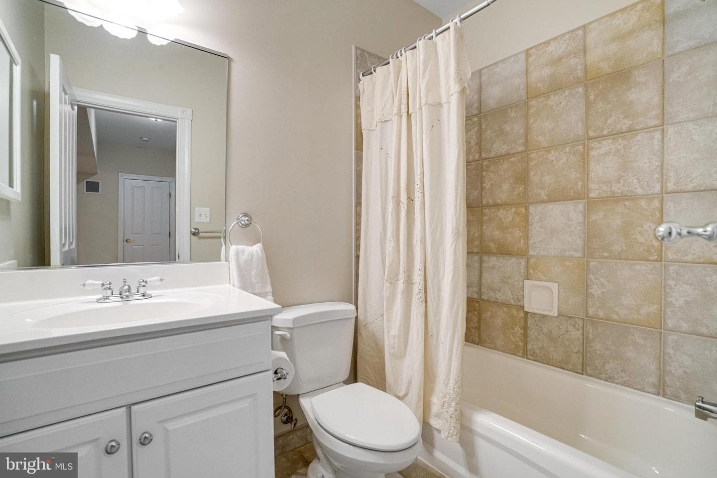 2317 Chestnut Hill Avenue photo 30