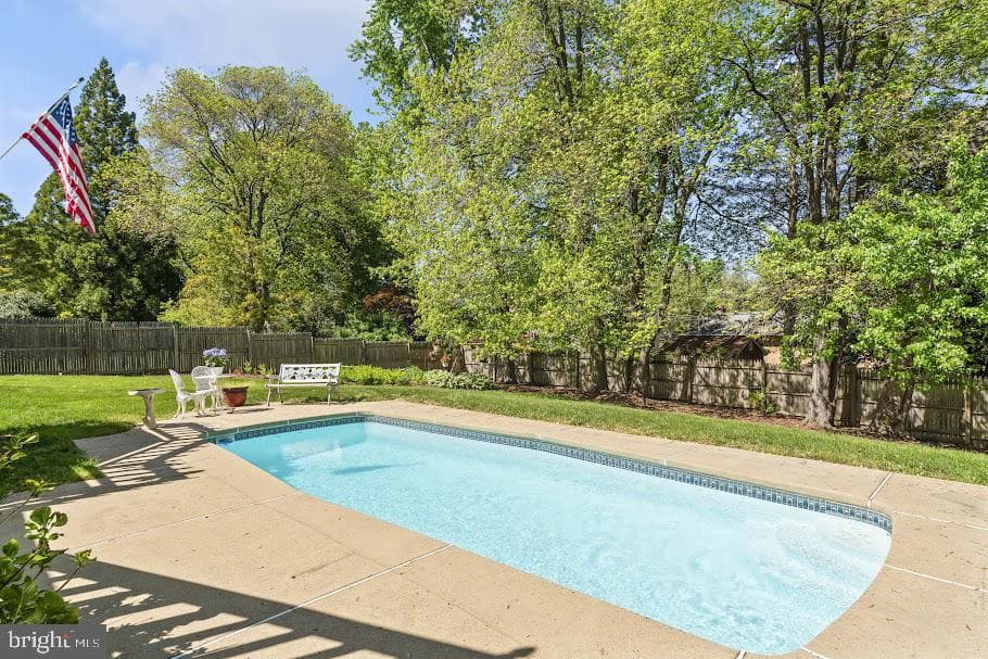 10728 Zion Dr photo 18