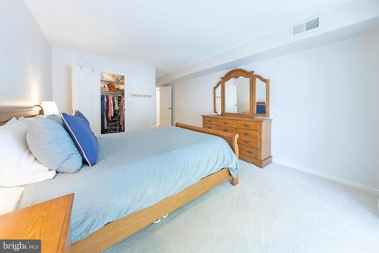 2042 Royal Fern Court #18/11b photo 8