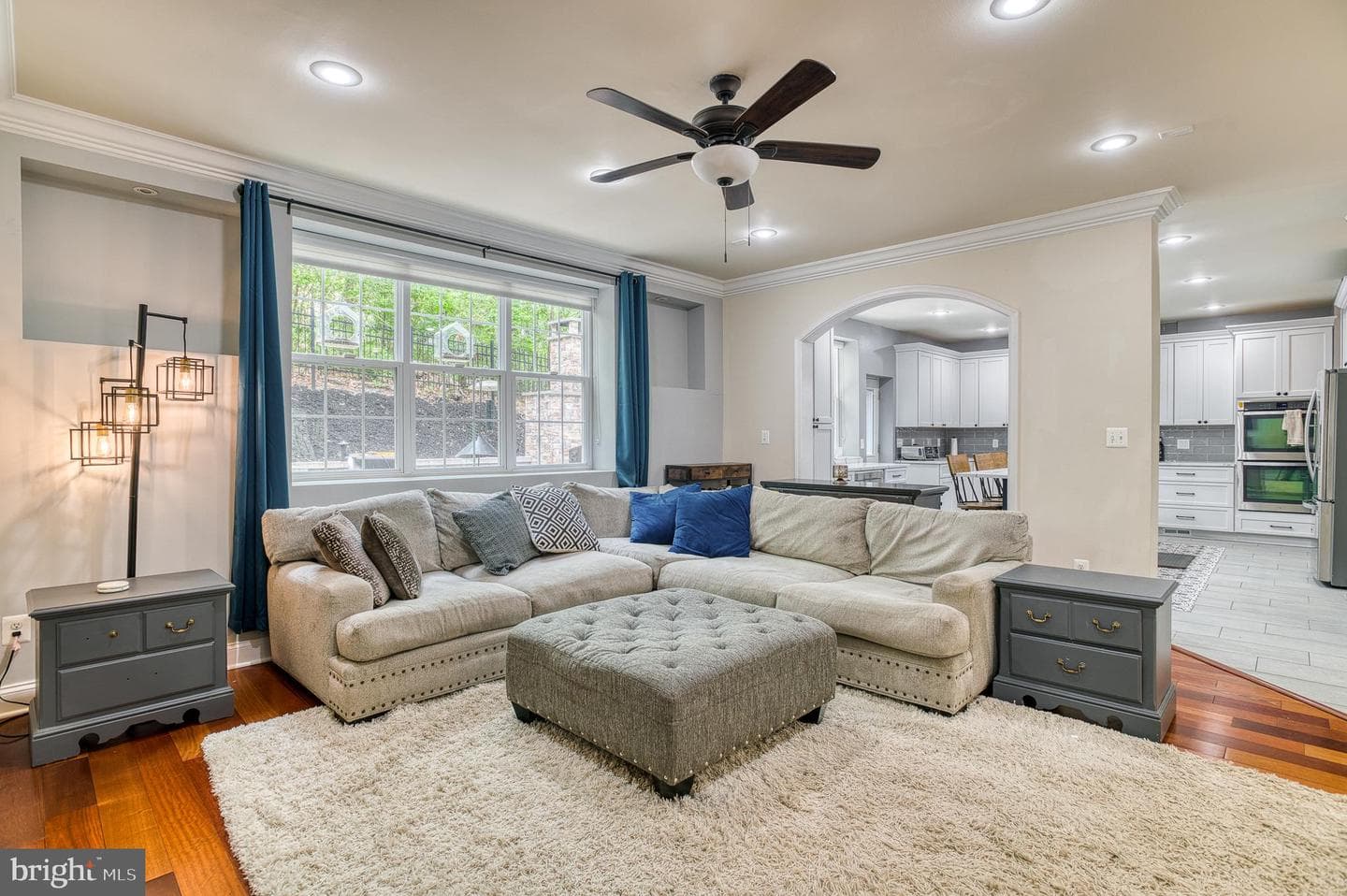 7140 Barry Road photo 15