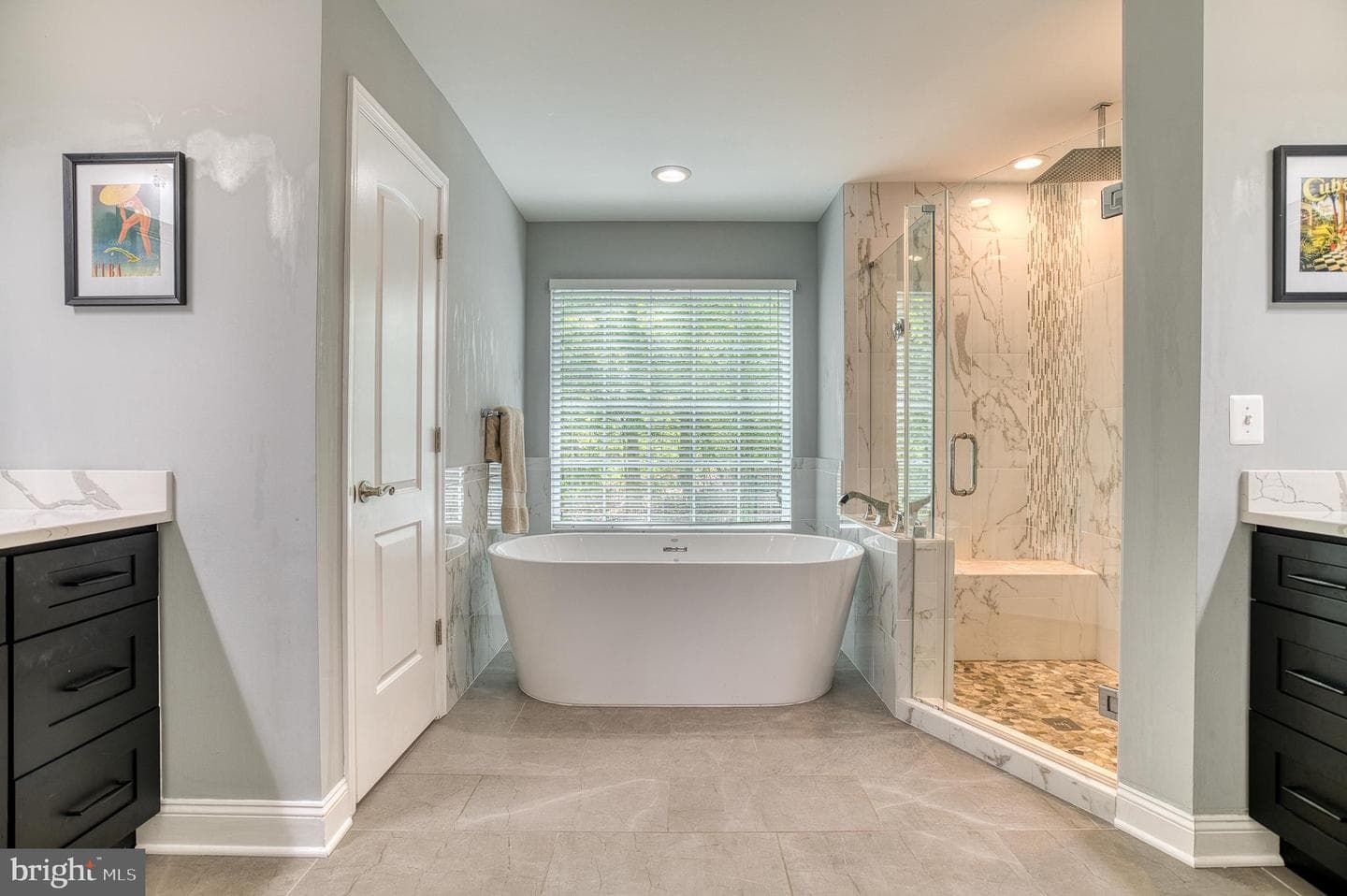 7140 Barry Road photo 28