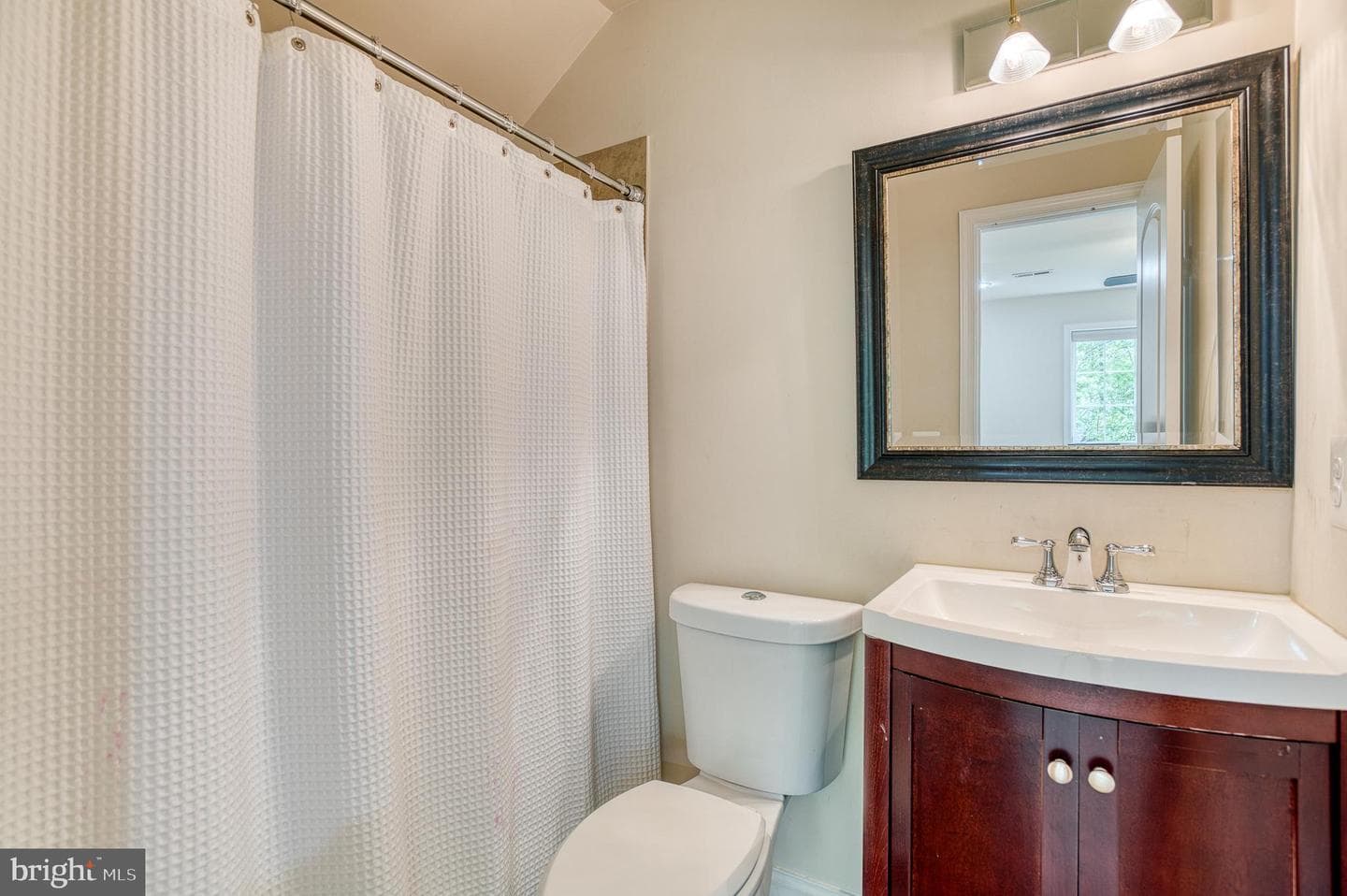 7140 Barry Road photo 41