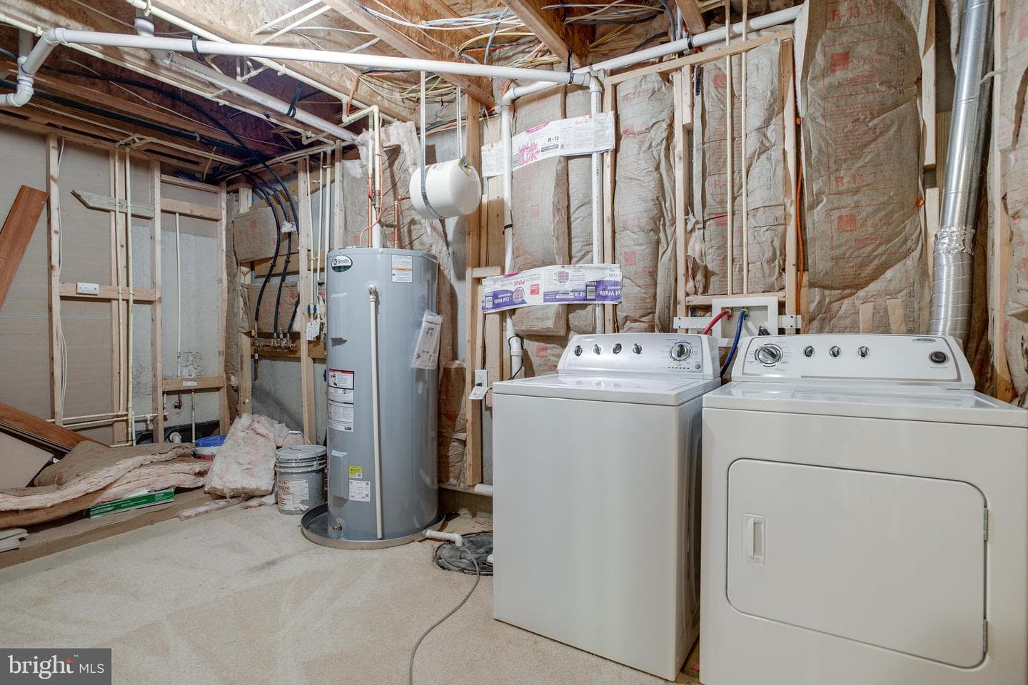 7140 Barry Road photo 48