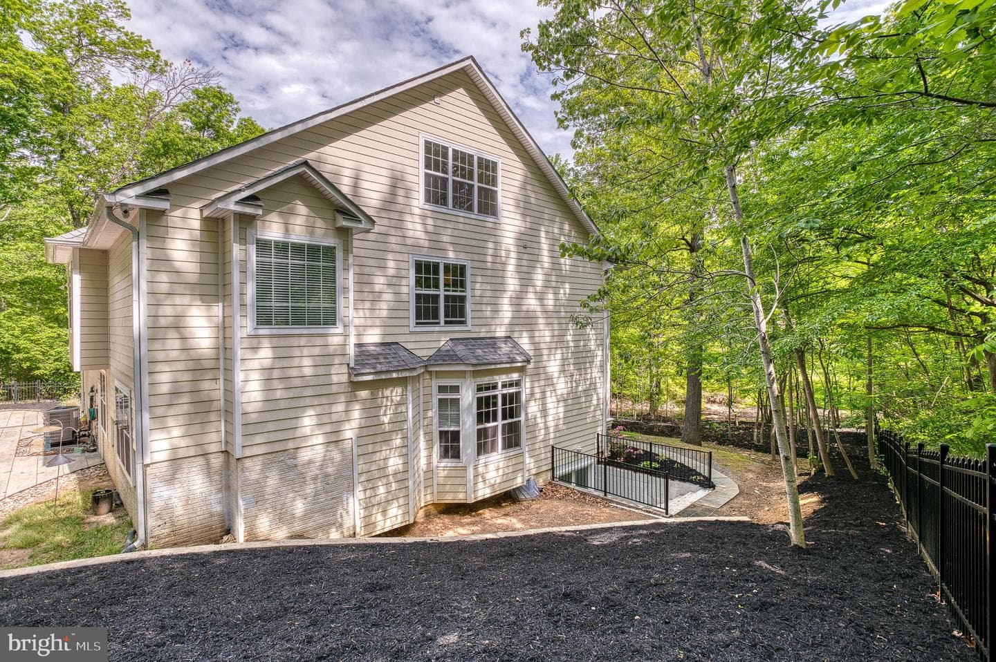 7140 Barry Road photo 49