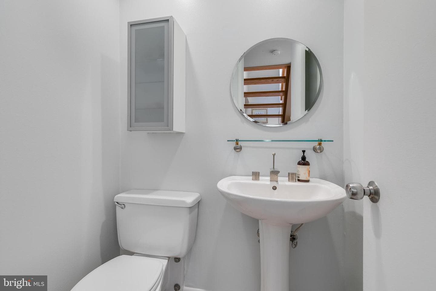 6885 Melrose Drive photo 18