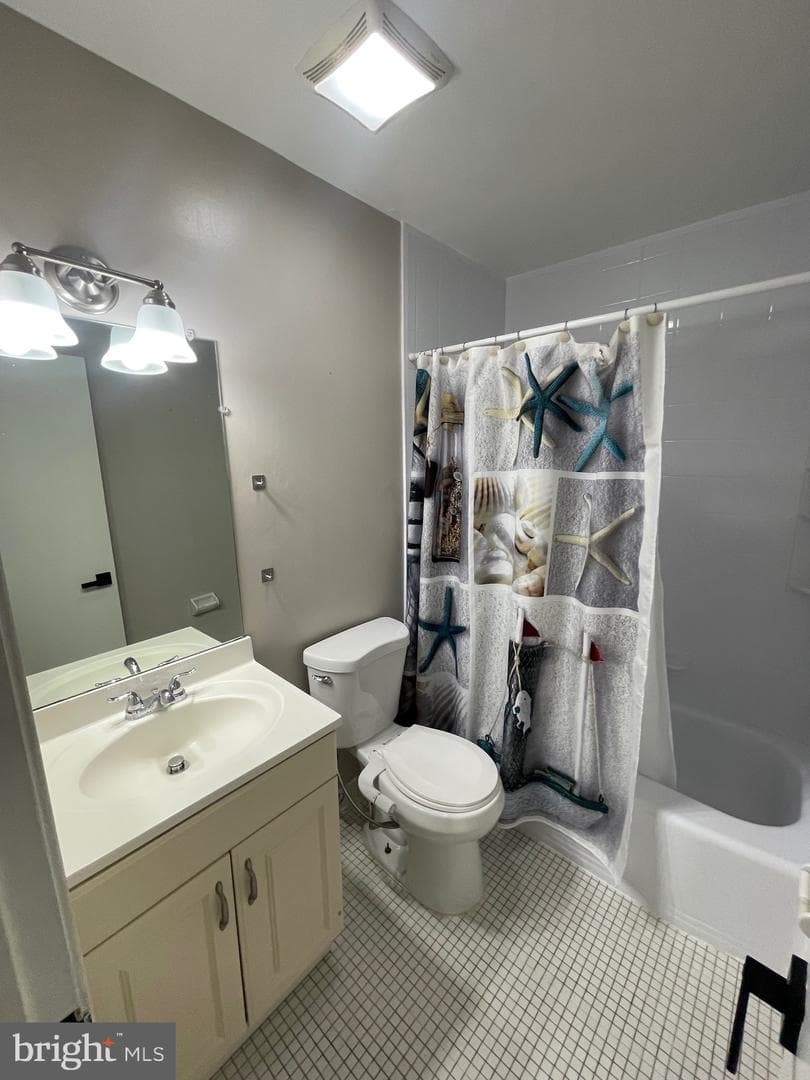 7918 Bentley Village Drive #14a photo 16