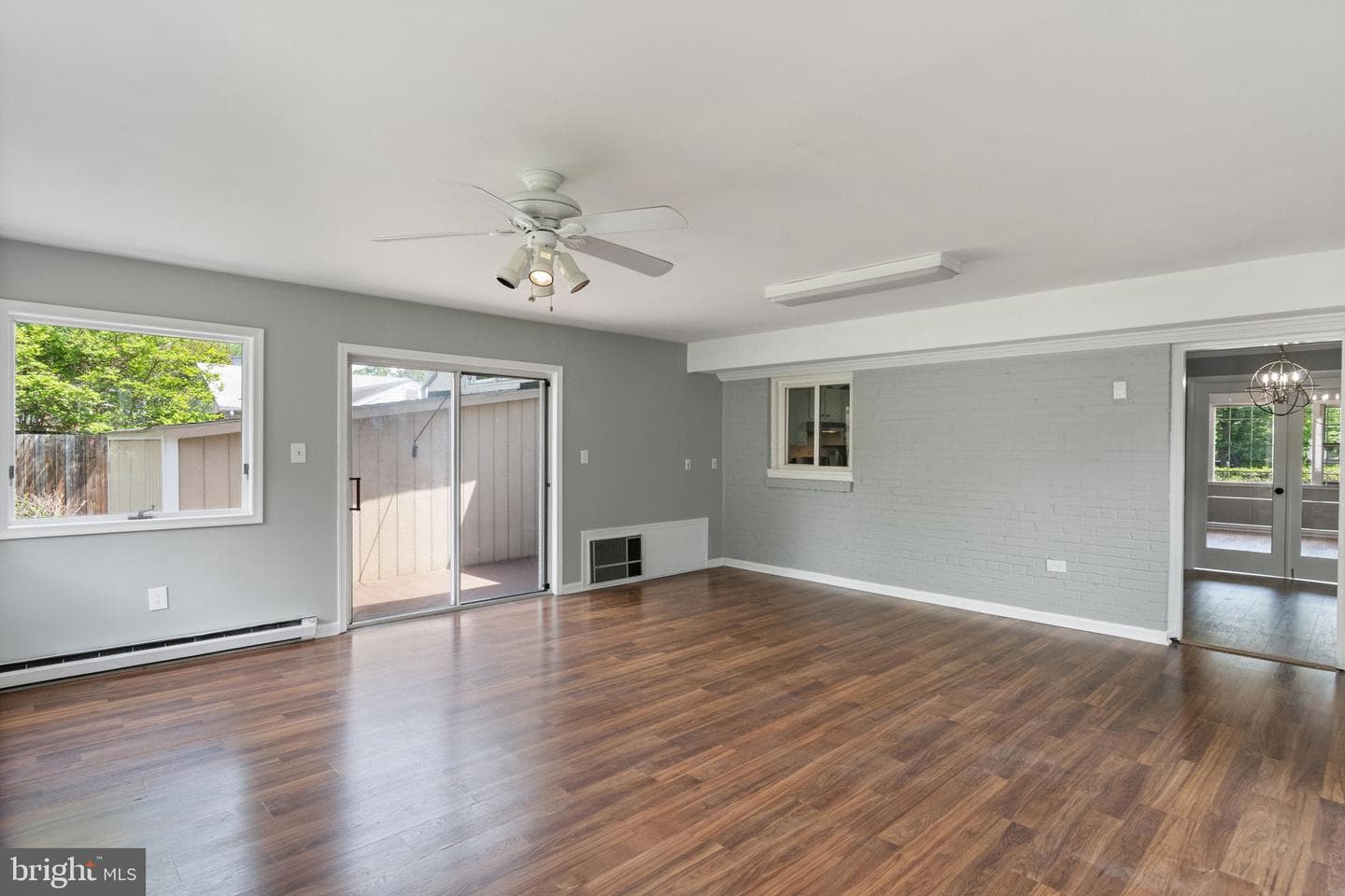 7024 Statendam Court photo 12