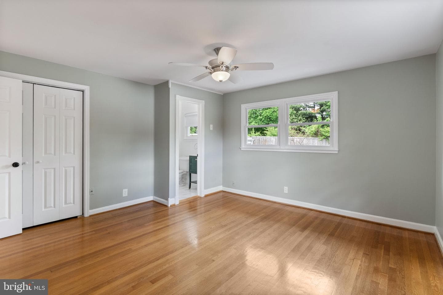 7024 Statendam Court photo 29