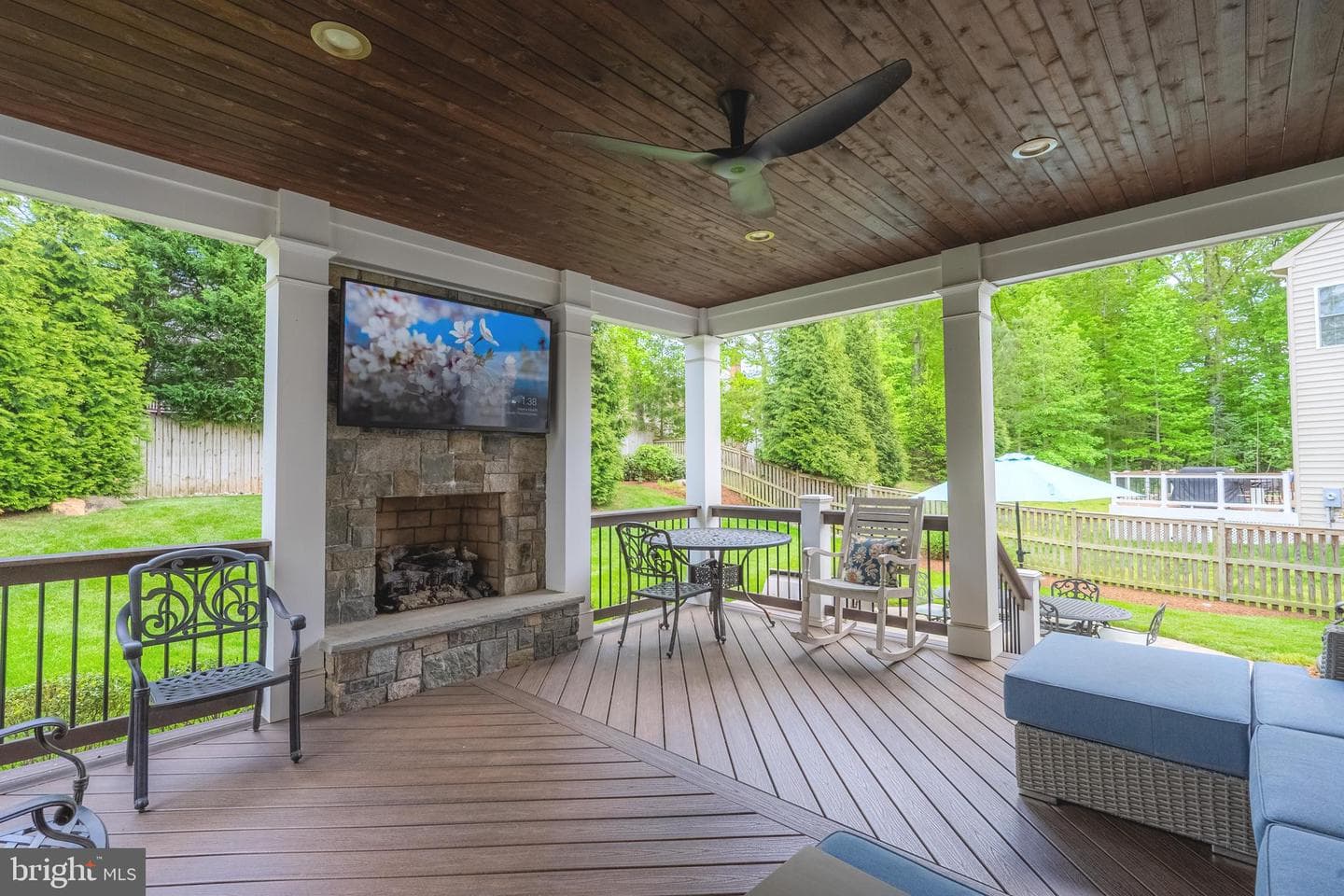 7578 Glen Pointe Court photo 4