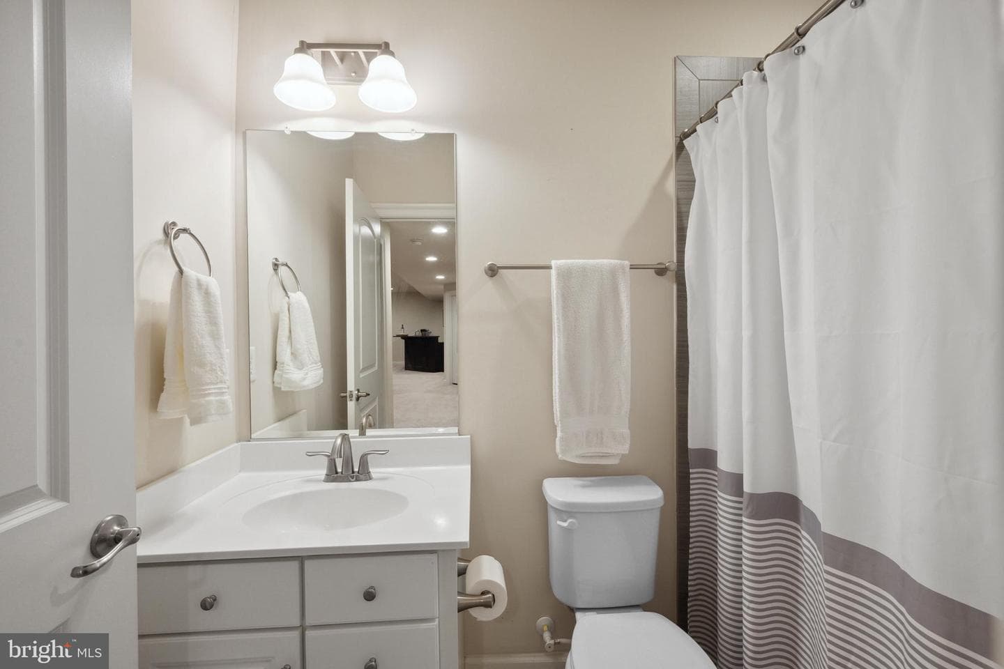 7578 Glen Pointe Court photo 54