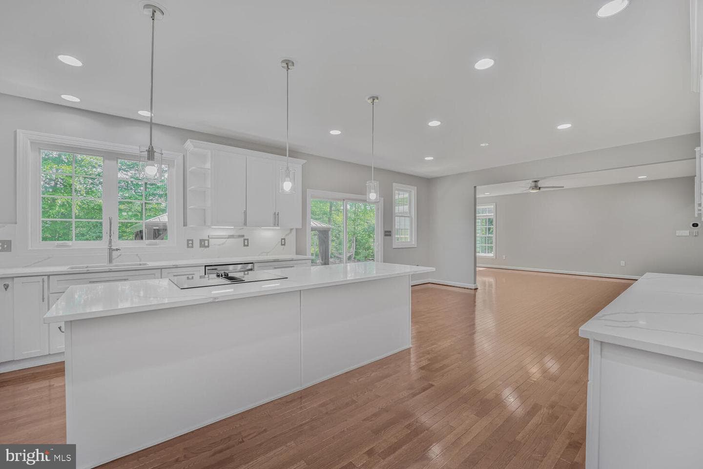 7634 Belmont Landing Road photo 28