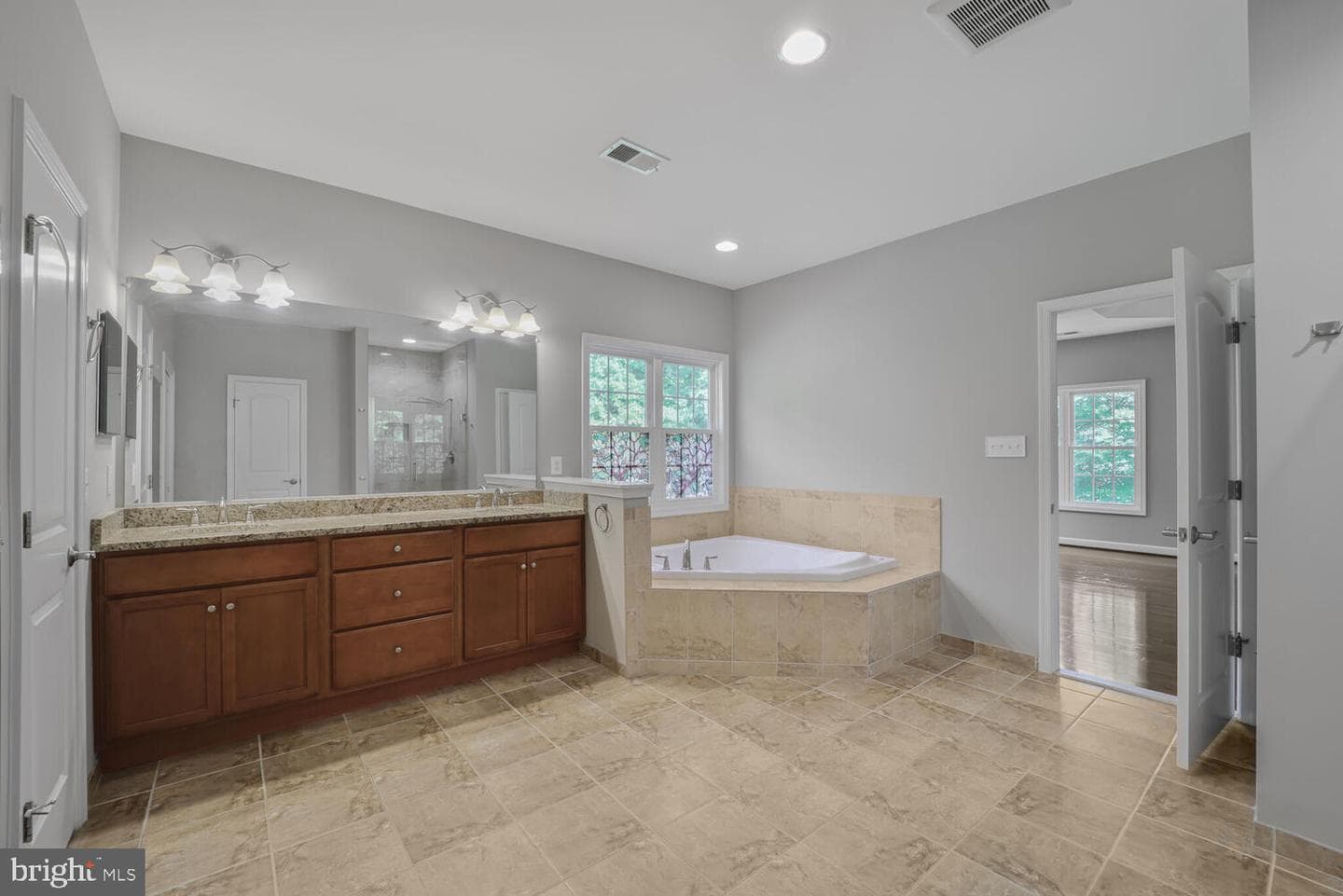 7634 Belmont Landing Road photo 38