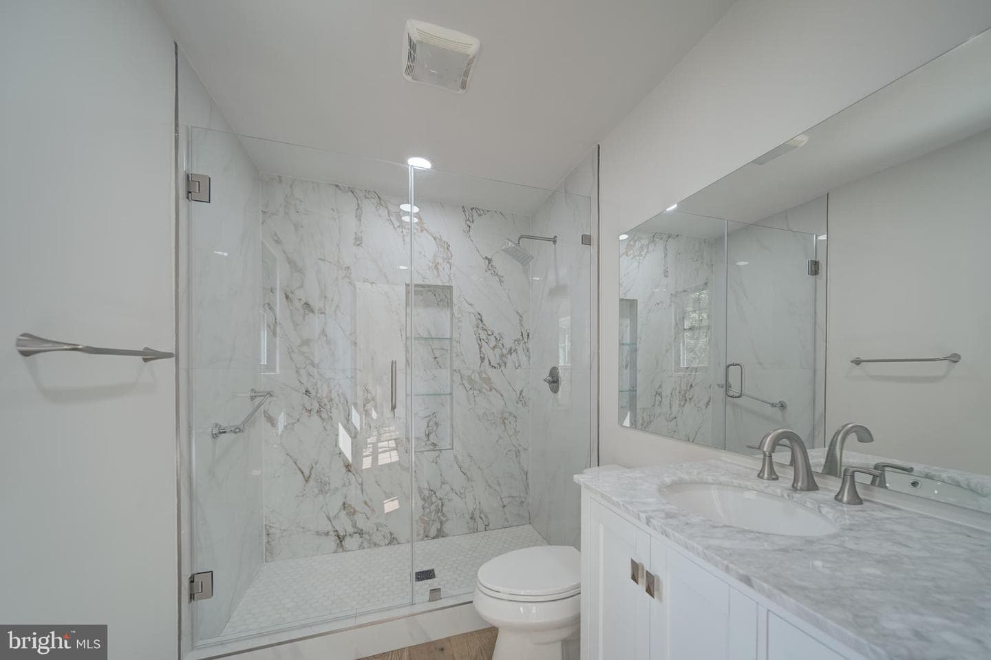 2811 Cedar Lane photo 13