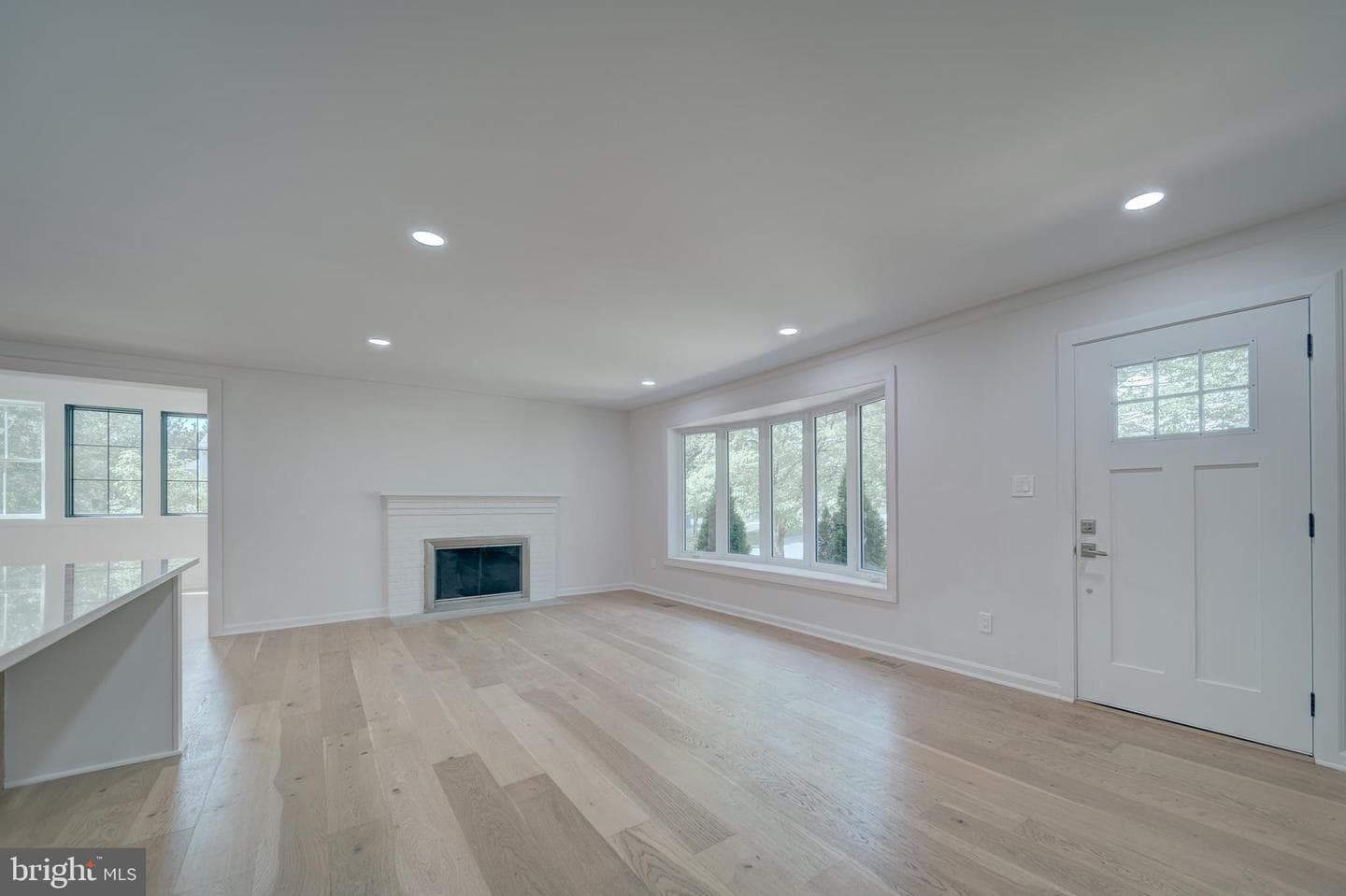 2811 Cedar Lane photo 3